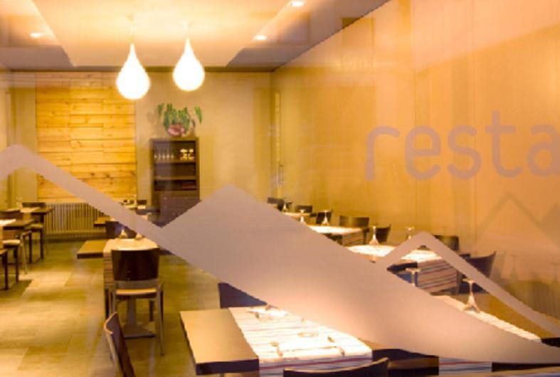 Hostal Muntanya Artesa de Segre Экстерьер фото